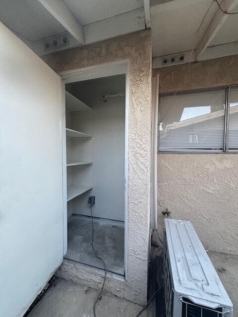 Building Photo - 1570 W Ramona Dr