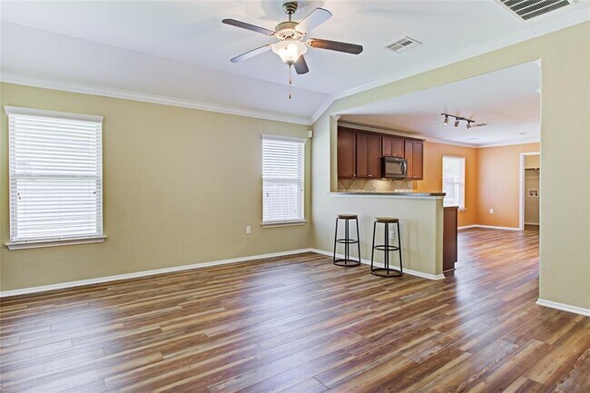 Building Photo - 7000 Crestone Rd