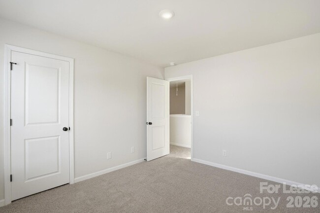 Building Photo - 3031 Breslin St