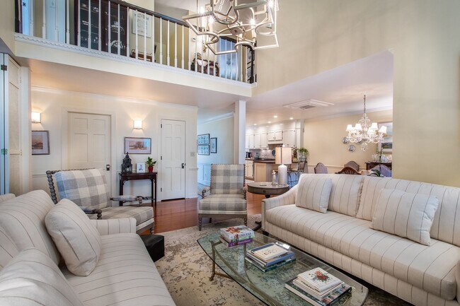 Building Photo - Immaculate Snee Farm Townhome for Rent!