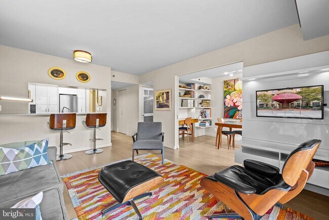 Building Photo - 1401 17th St NW