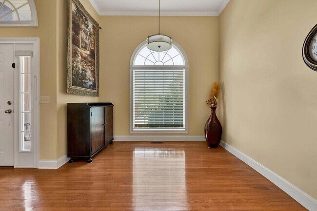 Building Photo - 1865 Weston Pl NW