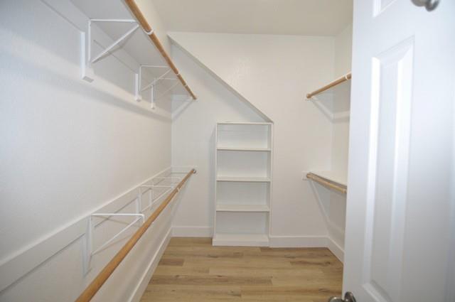Building Photo - 3812 Lakeway Dr