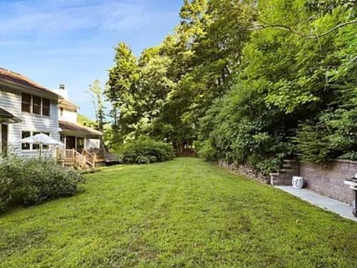 Building Photo - 777 Armonk Rd