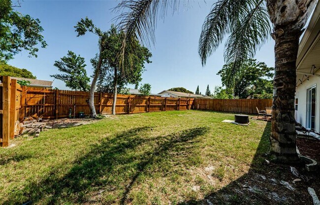 Building Photo - 2174 Scotland Dr