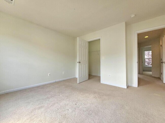 Building Photo - 15328 Elizabeth Burbage Loop