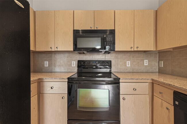 Building Photo - 1441 East St