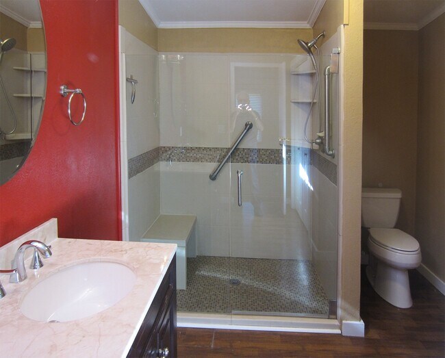 Building Photo - 1143 Pecan Ridge