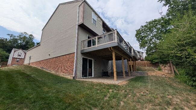 Building Photo - 144 Villa Dr
