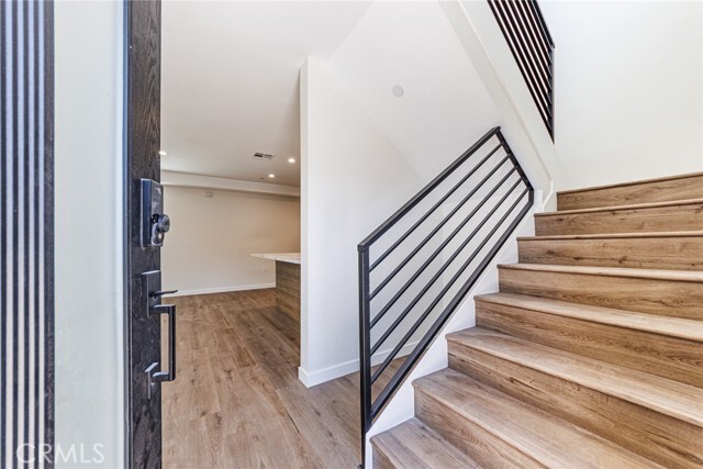 Building Photo - 1855 Crenshaw Blvd