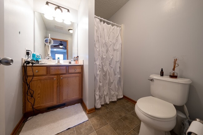 Building Photo - 10803 Kingsfield Ln