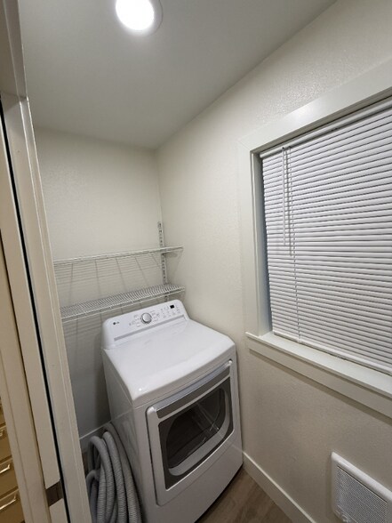 Building Photo - 14518 SE Territory Dr