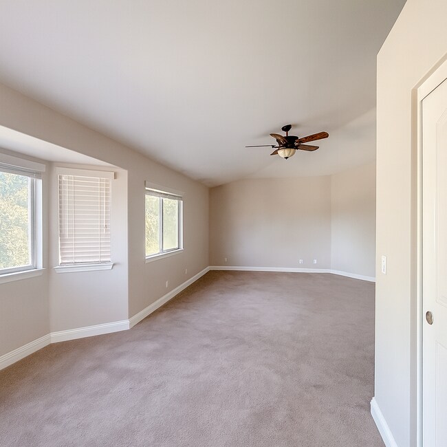 Building Photo - 4011 Dee Dee Ct