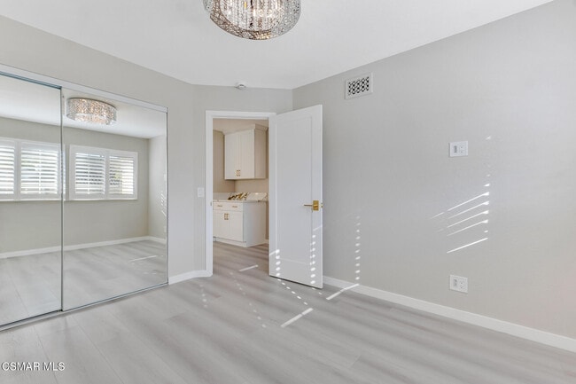 Building Photo - 24739 Vía Madera