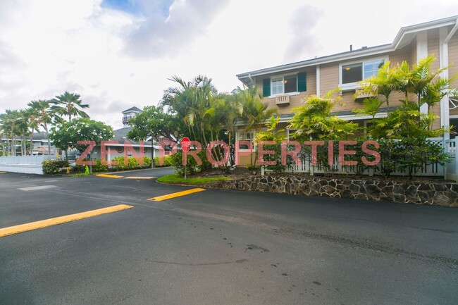 Building Photo - Lalea at Hawaii Kai- 3 bedroom, 2.5 bath t...