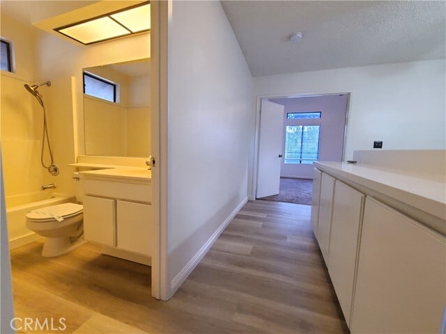 Building Photo - 1734 Sunnypark