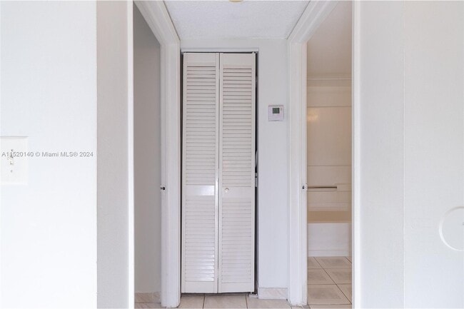 Building Photo - 6995 NW 186th St