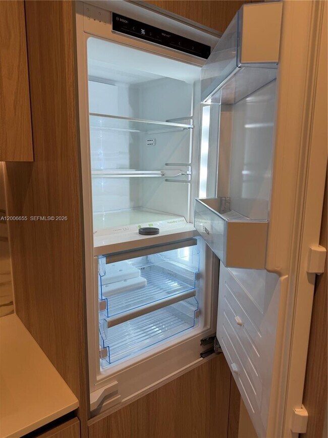 Building Photo - 77 SE 5th St