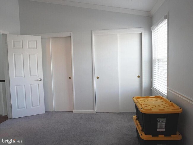 Building Photo - 13998 New Braddock Rd