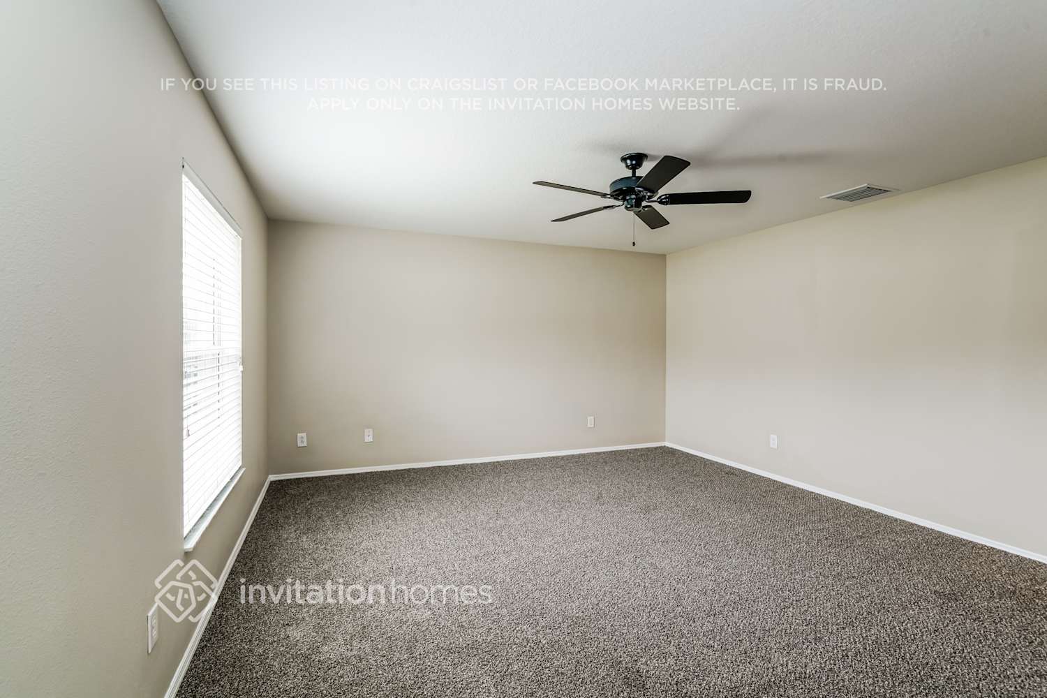 Building Photo - 30751 Sonnet Glen Dr