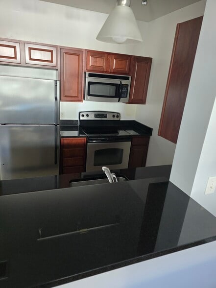 Building Photo - 6506 America Blvd