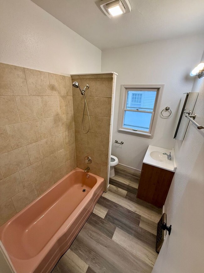 Building Photo - Approved Applicant - 2 Bedroom Newly Remod...