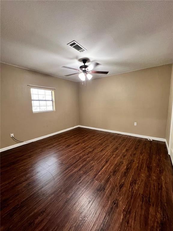 Building Photo - 1502 White Rd