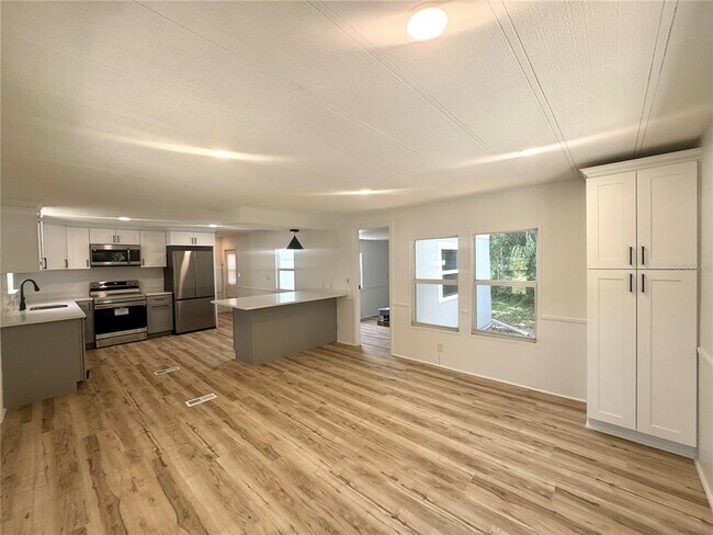Building Photo - 2609 Braeburn Dr