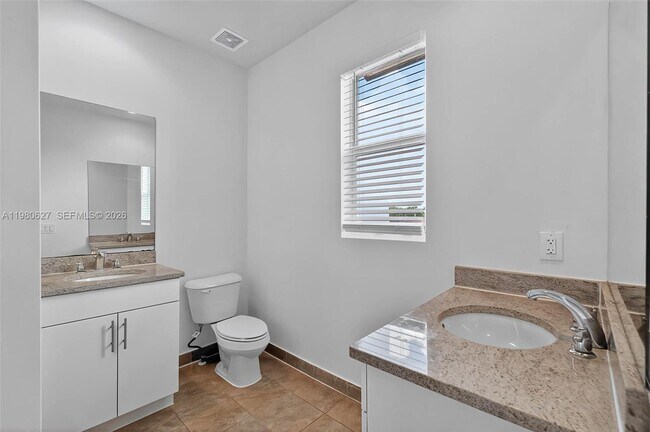 Building Photo - 7657 NW 88th Terrace