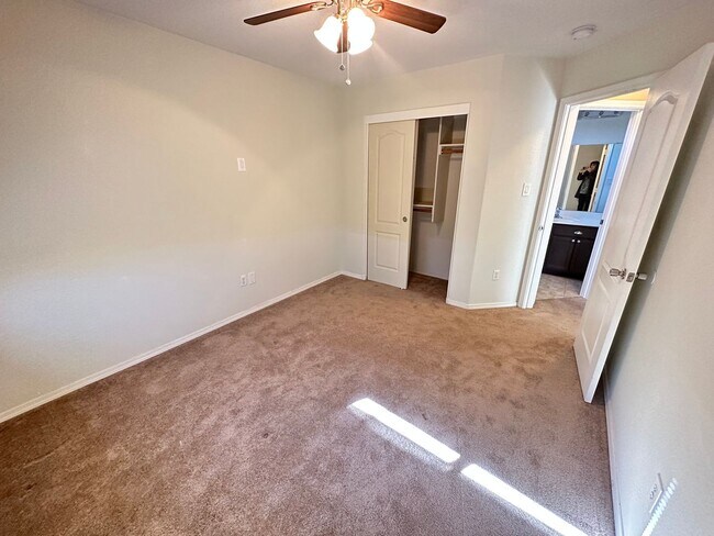 Building Photo - Cabezon Beauty | Large Yard | 2 Living Areas & Upstairs Loft | 1-year Lease |Tours Available!