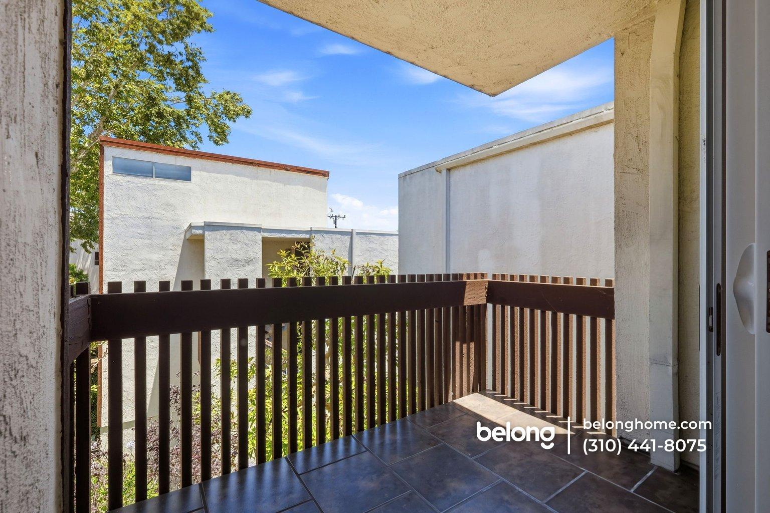 Building Photo - 5950 Canterbury Dr