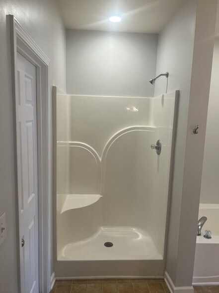 Building Photo - 1019 Briggs Ln