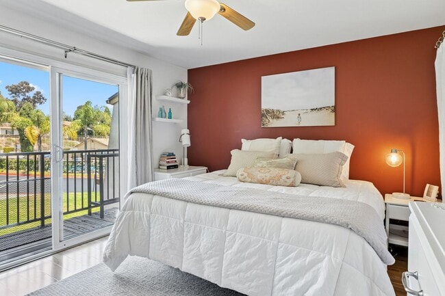 Building Photo - Beautifully Renovated Townhome-MUST SEE!!!