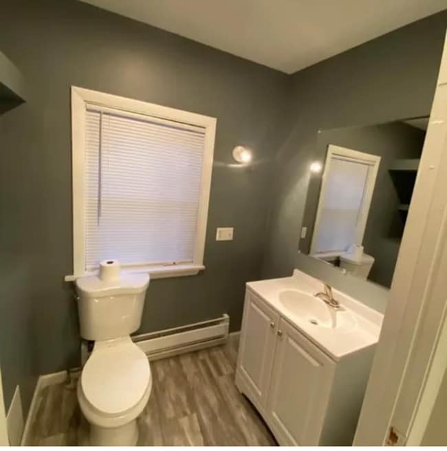 Building Photo - 46 Linden St