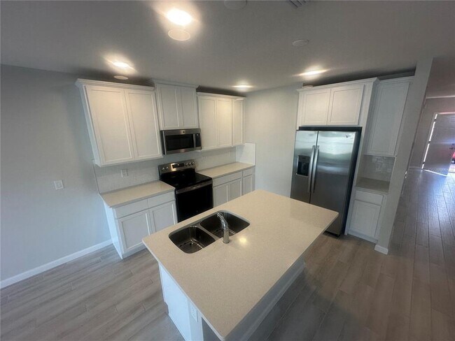 Building Photo - 4632 Campsite Lp