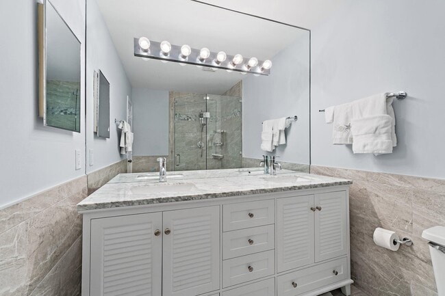 Building Photo - 4161 S US Hwy 1