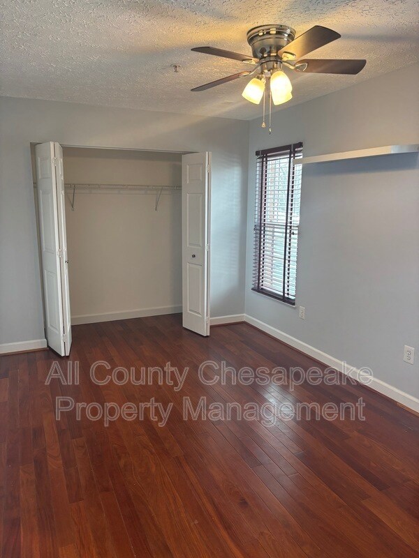 Building Photo - 213 High Meadow Terrace