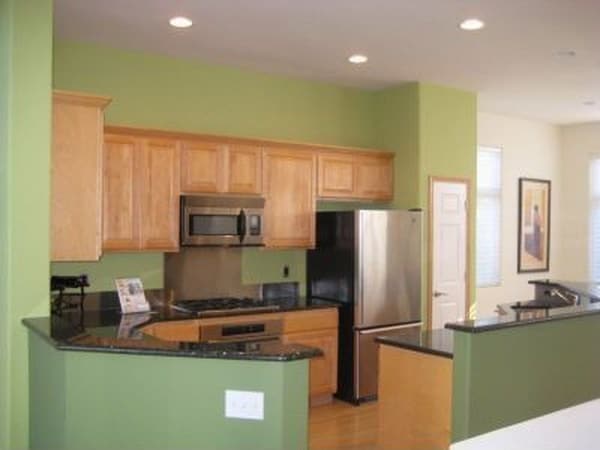 Building Photo - 2375 132nd Ave SE