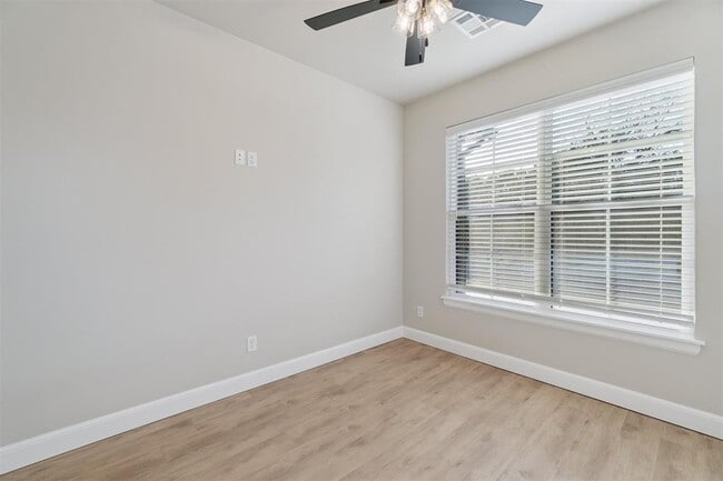 Building Photo - 4212 Abbey Pk Dr