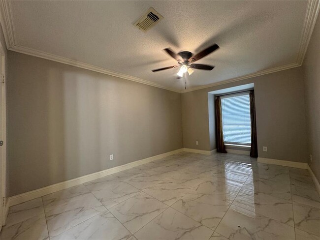 Building Photo - 8801 Hammerly Blvd