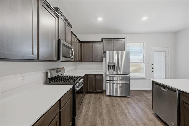 Building Photo - 3947 Oak Crk Cir