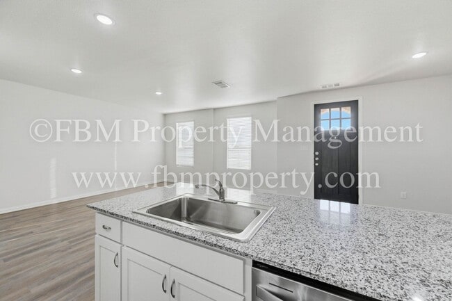 Building Photo - 1793 Ethereal Ln