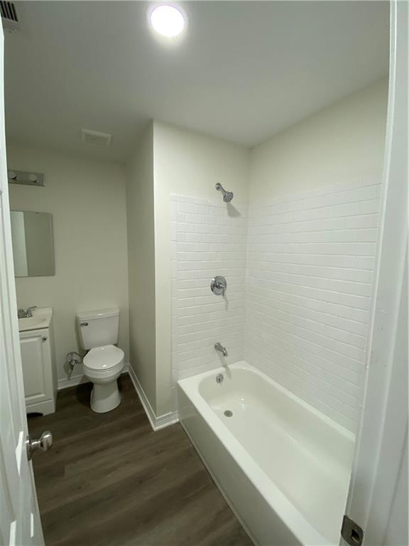 Building Photo - 2468 Morningside Dr