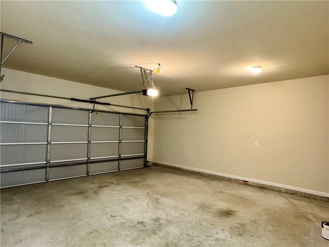 Building Photo - 2961 Township Glen Ln