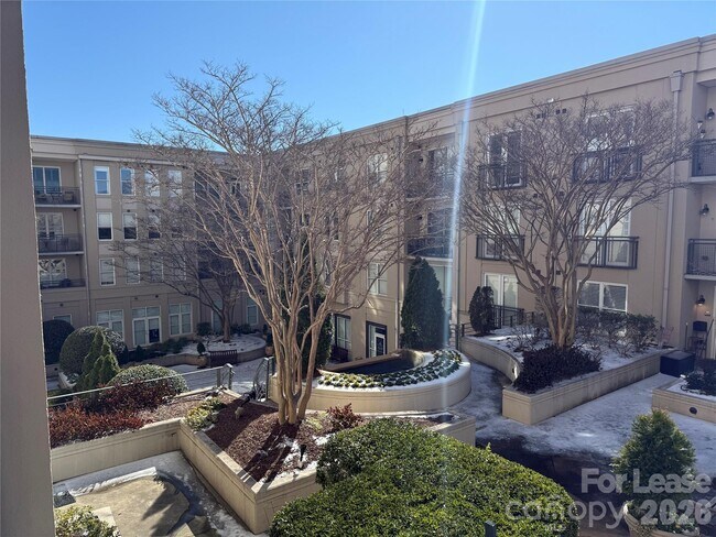 Building Photo - 1315 East Blvd