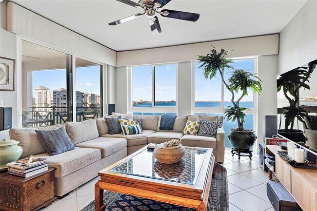 Building Photo - 4830 Osprey Dr S