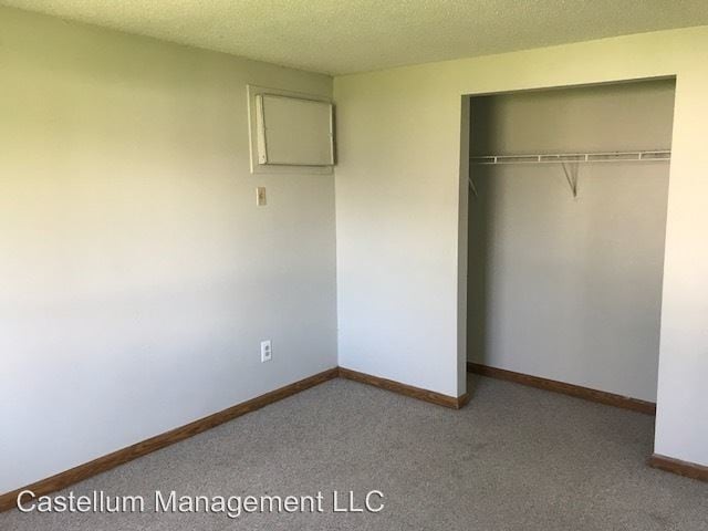 Building Photo - 5724 Glendale Dr
