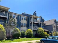 Building Photo - 134 Longfield Ct