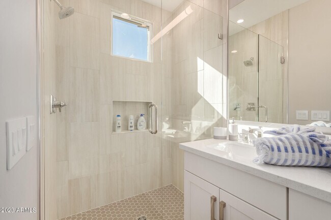 Building Photo - 7550 E Osborn Rd