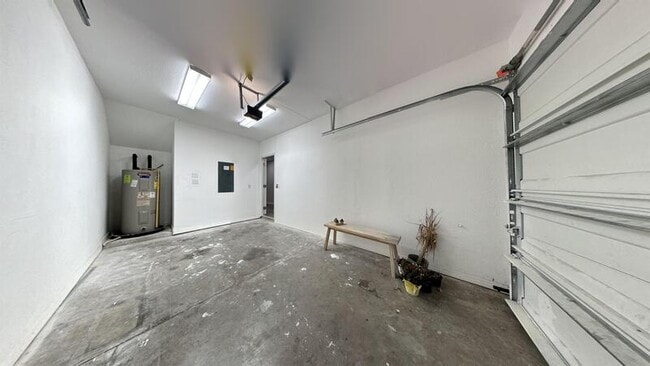 Building Photo - 4330 Tyler Cir N